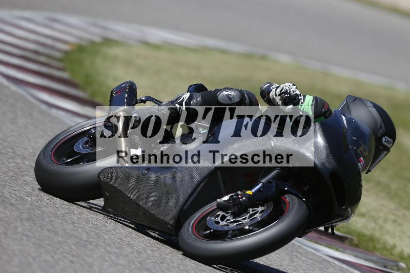 /15 22.05.2026  Plüss Moto Sport  Discover the Bike ADR /Gruppe rot - Race 3/unklar